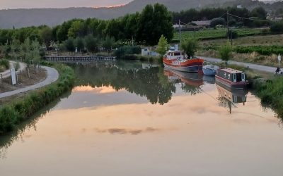 Découvrir l ‘Aude et le Canal du Midi :𝑳𝒆 𝑪𝒐𝒍𝒊𝒃𝒓𝒊 𝑩𝒍𝒆𝒖 𝒍𝒆 𝒑𝒐𝒊𝒏𝒕 𝒅𝒆 𝒅𝒆́𝒑𝒂𝒓𝒕 𝒊𝒅𝒆́𝒂𝒍